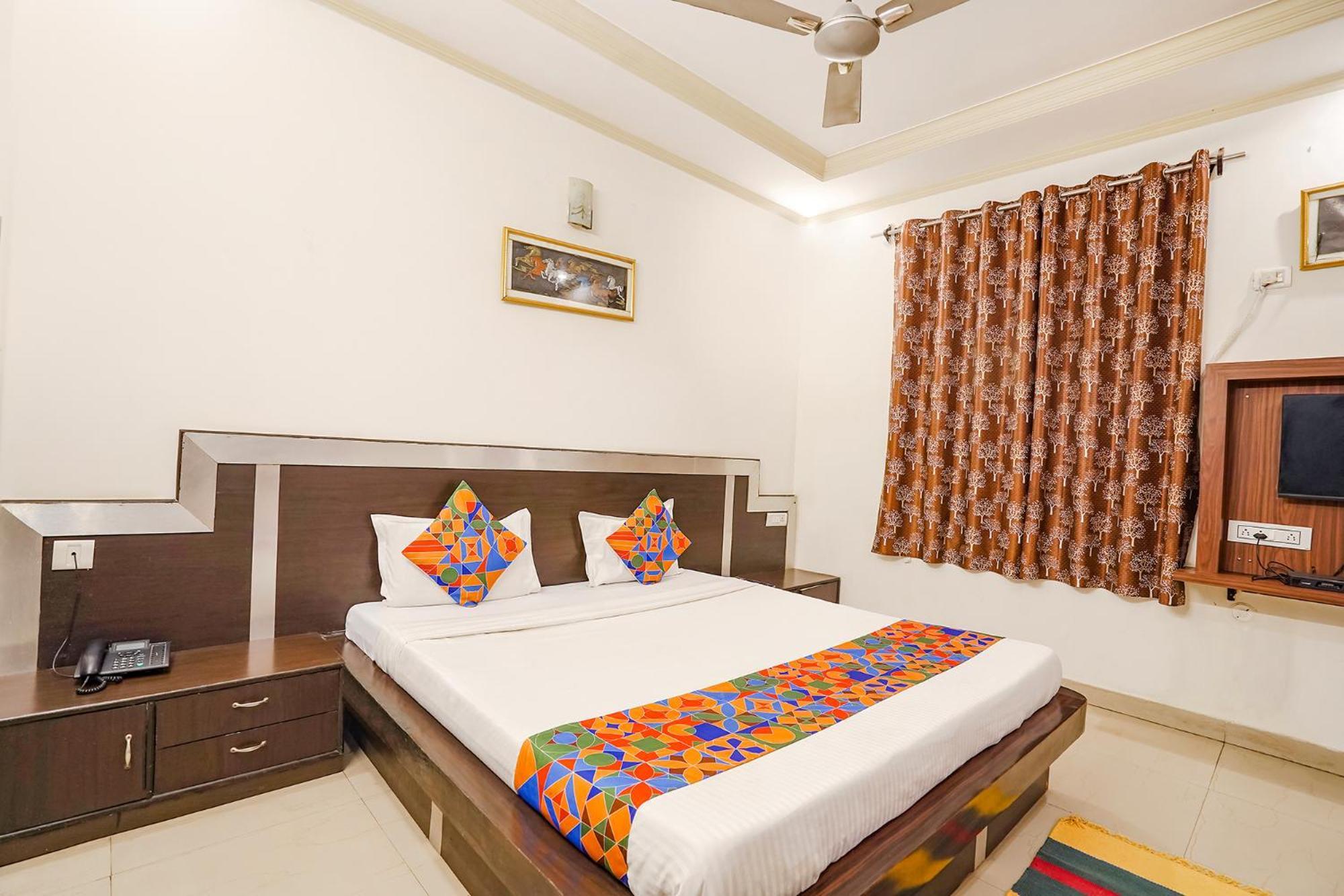 Fabhotel Prashant Palace ไมซอร์ ภายนอก รูปภาพ