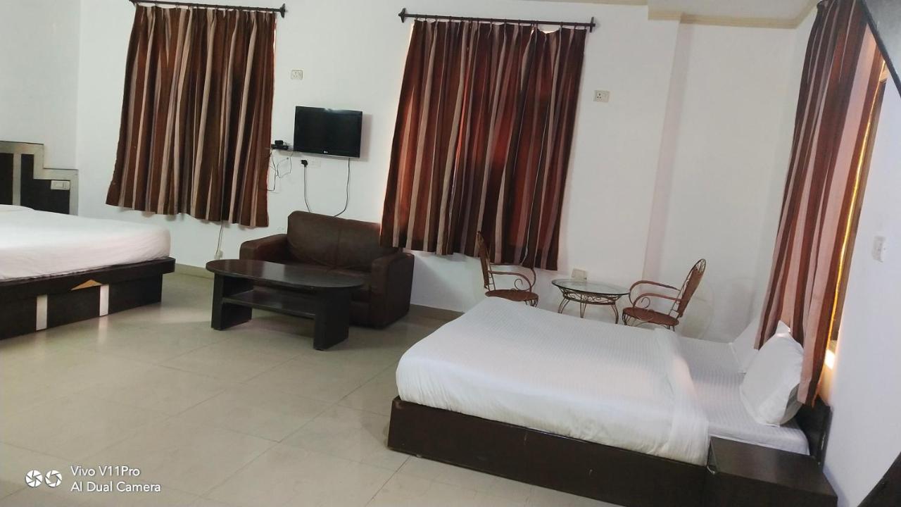 Fabhotel Prashant Palace ไมซอร์ ภายนอก รูปภาพ