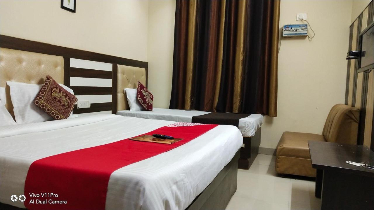 Fabhotel Prashant Palace ไมซอร์ ภายนอก รูปภาพ