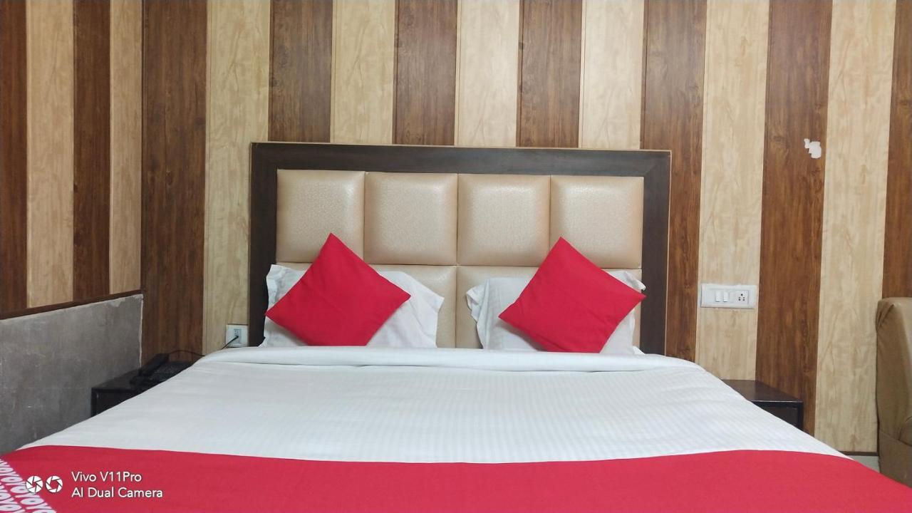 Fabhotel Prashant Palace ไมซอร์ ภายนอก รูปภาพ