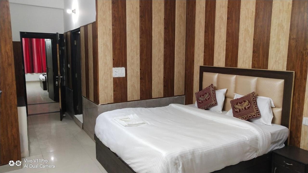 Fabhotel Prashant Palace ไมซอร์ ภายนอก รูปภาพ